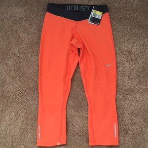 “Nike”Dri-fit Capri, brand new, size S